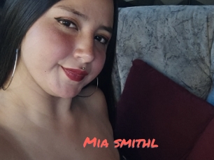 Mia_smithl